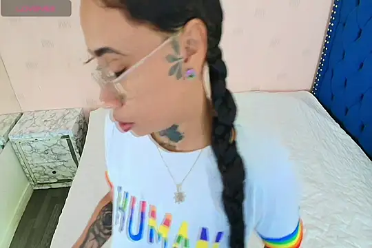 cattaleeyaa online show from December 22, 12:27 pm