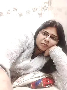 Husnpari20 online show from December 24, 9:39 am