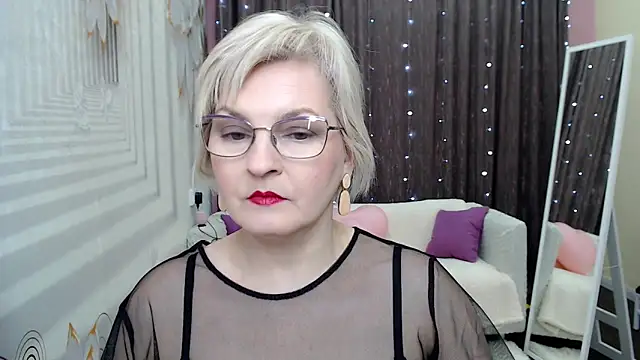 BlondeBrilliant7 online show from January 23, 6:17 am
