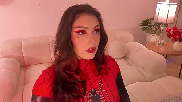 Snapshot of freya_bella_ chatting on January 16, 6:14 am freya bella online show from January 16, 6:14 am