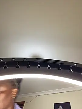 MsWhiteChocolatte online show from March 10, 3:52 pm