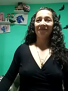 emilypoppy3 online show from February 14, 3:11 am