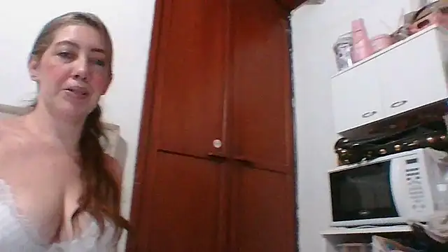 stephanie allen online show from September 16, 6:25 am