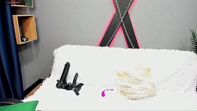 DaisyMun online show from February 7, 5:41 am