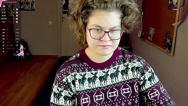 Snapshot of Sashy_Way chatting on January 3, 4:59 pm Sashy Way online show from January 3, 4:59 pm