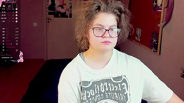 Snapshot of Sashy_Way chatting on January 12, 1:48 pm Sashy Way online show from January 12, 1:48 pm