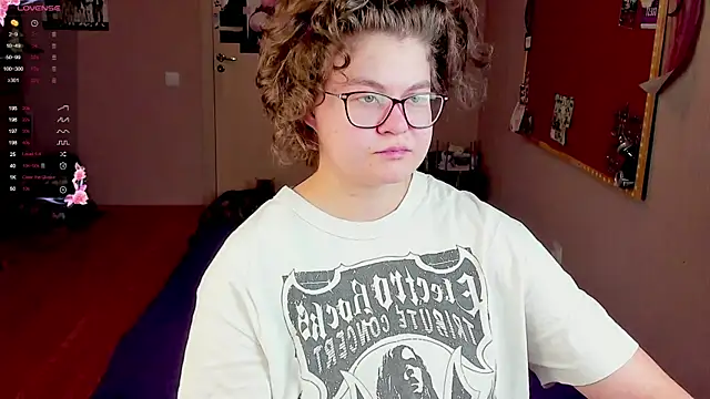 Snapshot of Sashy_Way chatting on January 23, 1:02 pm Sashy Way online show from January 23, 1:02 pm