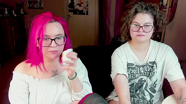 Snapshot of Sashy_Way chatting on January 24, 1:14 pm Sashy Way online show from January 24, 1:14 pm