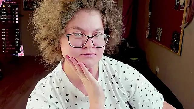 Snapshot of Sashy_Way chatting on February 11, 5:40 pm Sashy Way online show from February 11, 5:40 pm