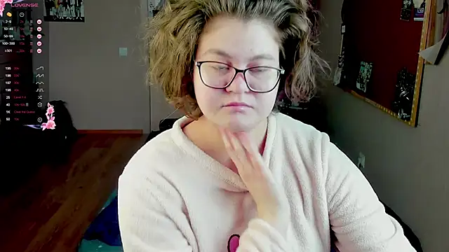 Snapshot of Sashy_Way chatting on March 10, 1:21 pm Sashy Way online show from March 10, 1:21 pm