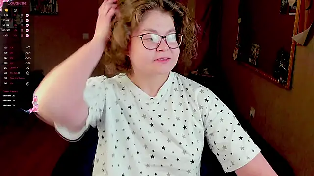 Snapshot of Sashy_Way chatting on March 10, 10:34 pm Sashy Way online show from March 10, 10:34 pm