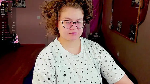 Snapshot of Sashy_Way chatting on March 20, 12:22 pm Sashy Way online show from March 20, 12:22 pm