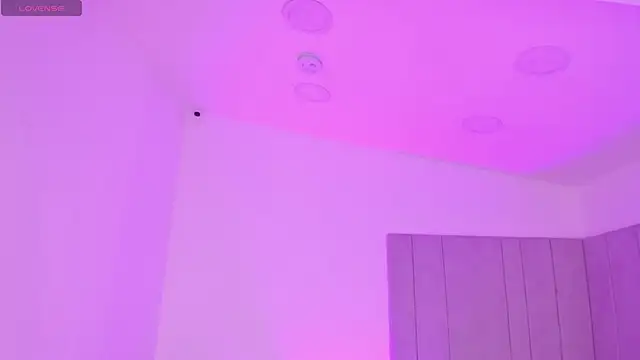 kaylarossi online show from December 29, 2:27 am