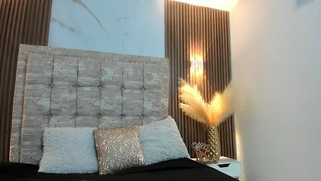 Snapshot of ada_mclaine chatting on November 12, 11:54 am ada mclaine online show from November 12, 11:54 am