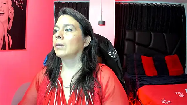 martina foxy  online show from February 10, 11:25 am