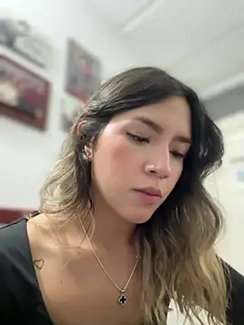 Snapshot of Mila_Morgan chatting on January 22, 10:48 pm Mila Morgan online show from January 22, 10:48 pm