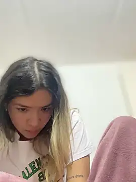 Snapshot of Mila_Morgan chatting on February 1, 6:40 pm Mila Morgan online show from February 1, 6:40 pm