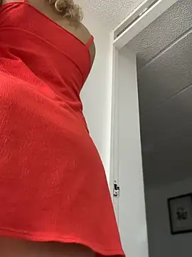 Snapshot of Mila_Morgan chatting on March 5, 4:57 pm Mila Morgan online show from March 5, 4:57 pm