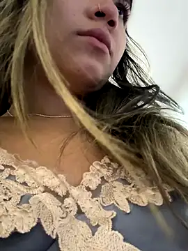 Snapshot of Mila_Morgan chatting on October 17, 3:14 pm Mila Morgan online show from October 17, 3:14 pm