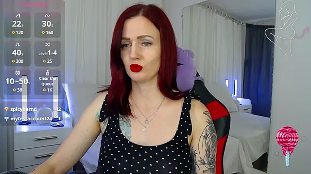 ElisaJane online show from February 26, 1:32 am