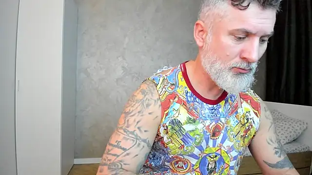 Snapshot of BlowMyXXL chatting on January 8, 10:16 pm BlowMyXXL online show from January 8, 10:16 pm