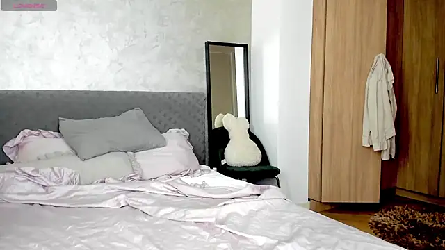 Snapshot of BlowMyXXL chatting on September 24, 7:55 am BlowMyXXL online show from September 24, 7:55 am