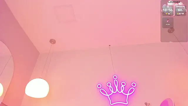 Snapshot of violeth_hill chatting on September 15, 7:47 pm violeth hill online show from September 15, 7:47 pm