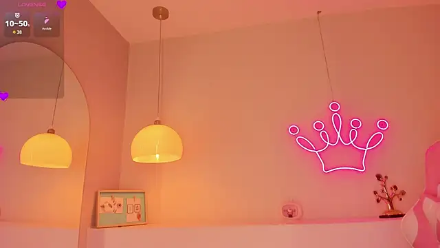 Snapshot of violeth_hill chatting on October 14, 7:47 pm violeth hill online show from October 14, 7:47 pm