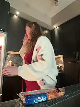 GingerSnap33 online show from January 25, 11:11 pm