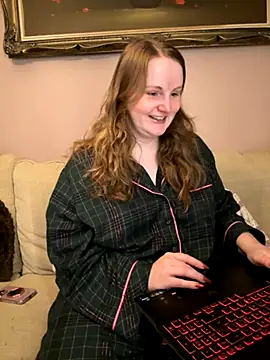 GingerSnap33 online show from November 2, 2:25 am