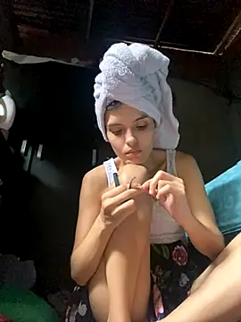 lilithanderson online show from October 20, 9:04 pm