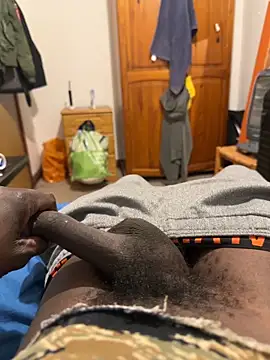 bigblackdick8inc online show from December 1, 3:55 am