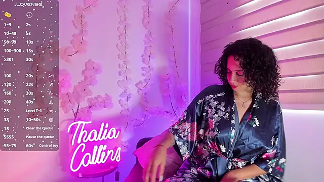 Snapshot of thaliacollins chatting on March 18, 1:31 pm thaliacollins online show from March 18, 1:31 pm