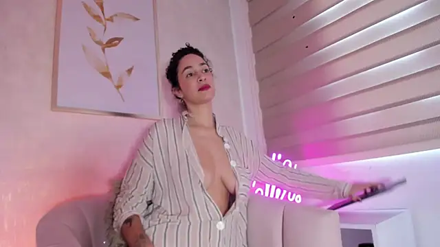 Snapshot of thaliacollins chatting on September 24, 3:59 pm thaliacollins online show from September 24, 3:59 pm