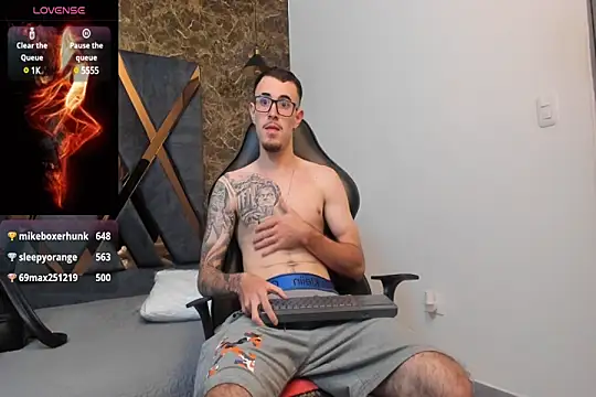 CodyWalkerR online show from December 27, 11:21 pm