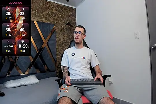 CodyWalkerR online show from January 7, 5:20 pm