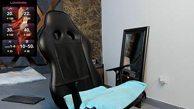 CodyWalkerR online show from February 18, 5:21 pm