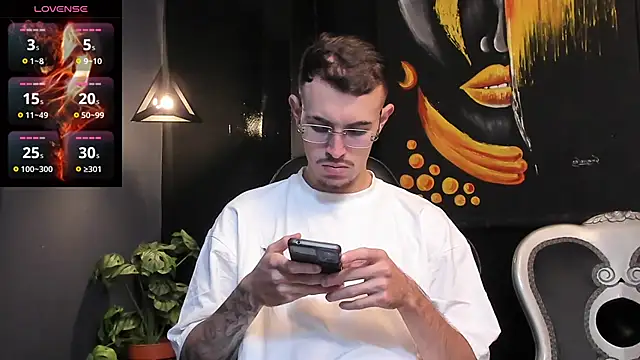 CodyWalkerR online show from September 13, 5:13 pm