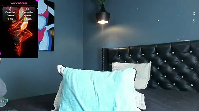 CodyWalkerR online show from October 14, 5:36 pm