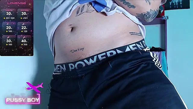 Snapshot of princeFtm chatting on December 14, 1:38 pm princeFtm online show from December 14, 1:38 pm