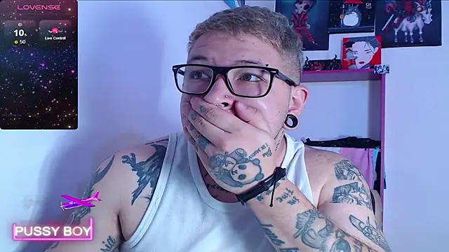 Snapshot of princeFtm chatting on December 20, 5:40 pm princeFtm online show from December 20, 5:40 pm