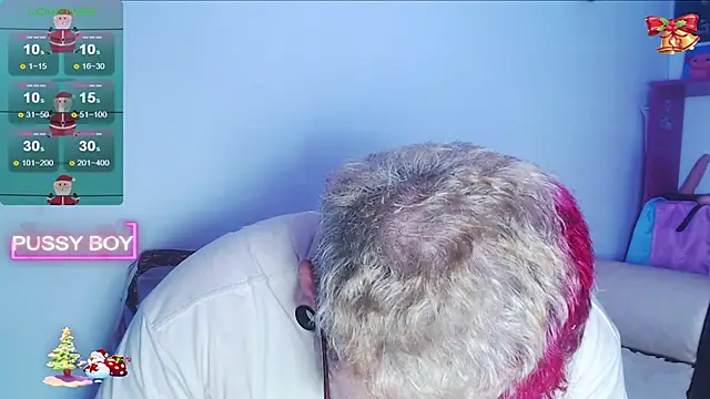 Snapshot of princeFtm chatting on December 28, 7:43 pm princeFtm online show from December 28, 7:43 pm