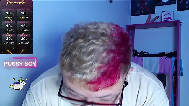 Snapshot of princeFtm chatting on January 7, 10:41 pm princeFtm online show from January 7, 10:41 pm