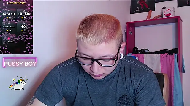 Snapshot of princeFtm chatting on January 22, 5:38 pm princeFtm online show from January 22, 5:38 pm