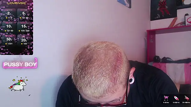 Snapshot of princeFtm chatting on January 24, 6:04 pm princeFtm online show from January 24, 6:04 pm