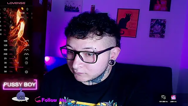 Snapshot of princeFtm chatting on September 23, 6:00 pm princeFtm online show from September 23, 6:00 pm