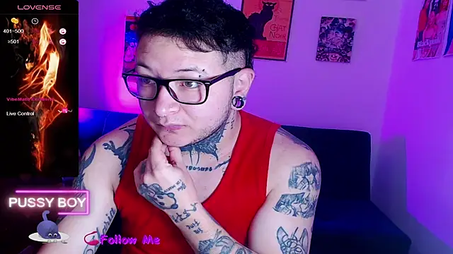 Snapshot of princeFtm chatting on September 24, 1:58 pm princeFtm online show from September 24, 1:58 pm