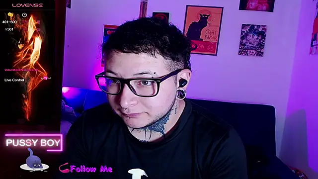 Snapshot of princeFtm chatting on September 30, 9:09 pm princeFtm online show from September 30, 9:09 pm