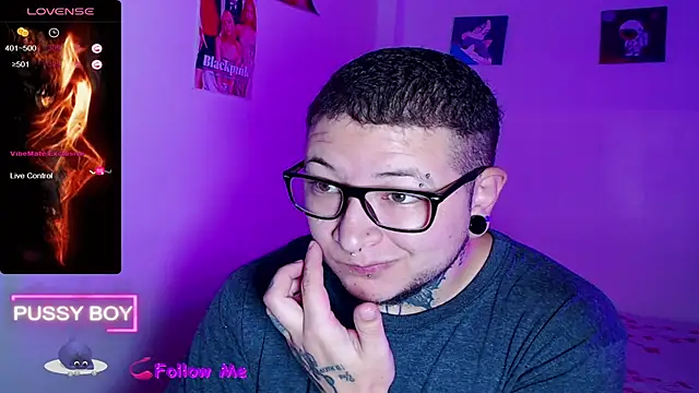 Snapshot of princeFtm chatting on October 27, 1:15 pm princeFtm online show from October 27, 1:15 pm