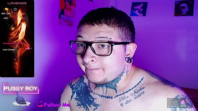 Snapshot of princeFtm chatting on November 5, 4:07 pm princeFtm online show from November 5, 4:07 pm